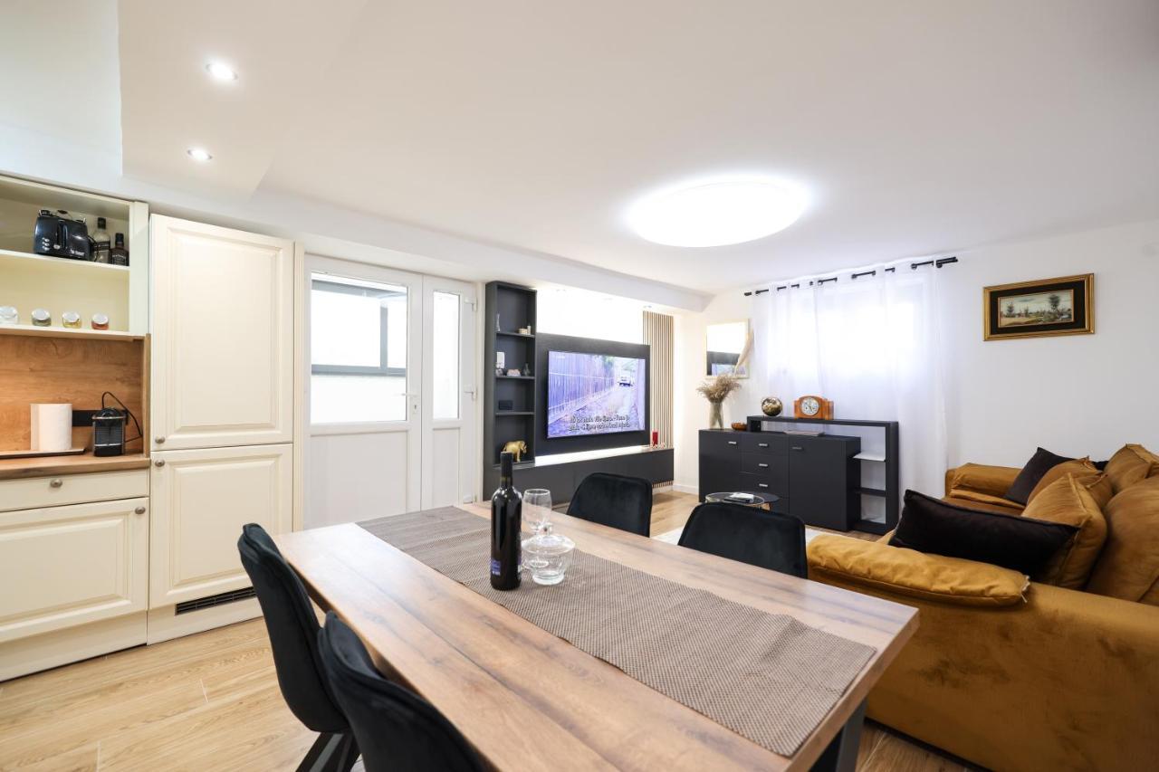 Oscar & Leo Apartments Zadar Ngoại thất bức ảnh