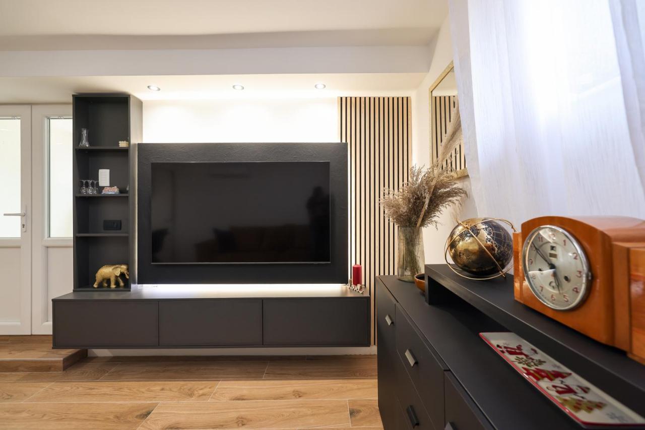 Oscar & Leo Apartments Zadar Ngoại thất bức ảnh