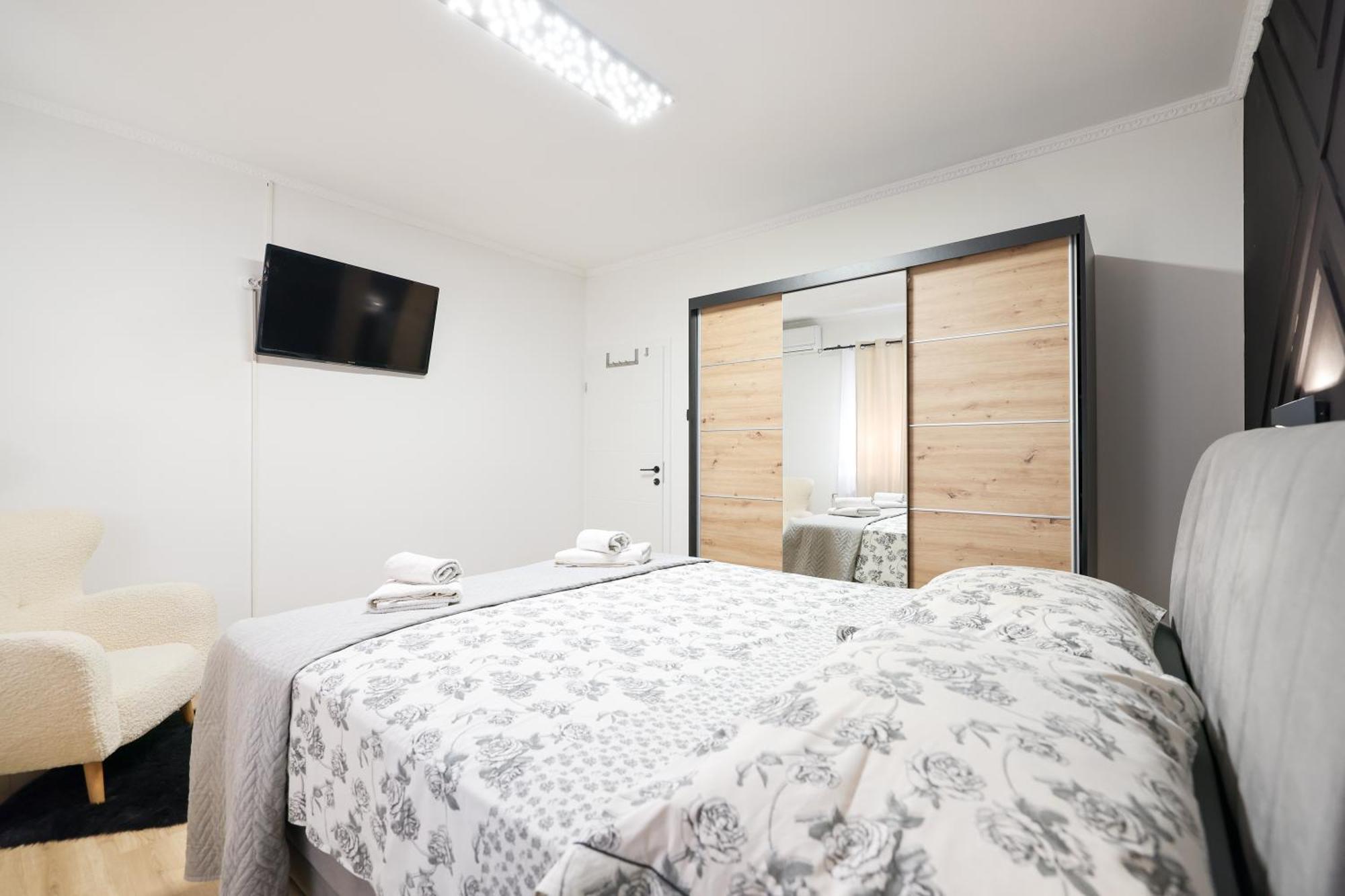 Oscar & Leo Apartments Zadar Ngoại thất bức ảnh